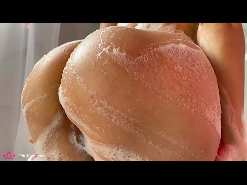 ❤️ Bà thủ dâm âm hộ với máy rung đến cực khoái mãnh liệt trong vòi hoa sen ❤️  Sex video  tại chúng tôi  ❌
